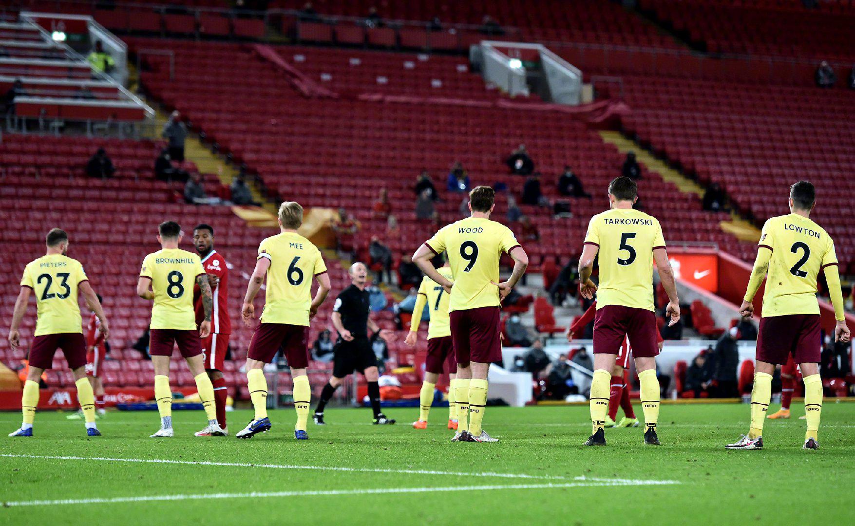 主張以金牌 主張以金牌